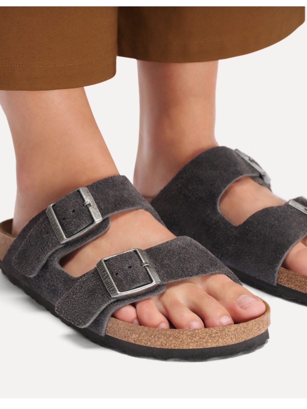 BIRKENSTOCK ARIZONA SOFT FOOTBED Suede Color: Charcoal size 36 US 6 gently used